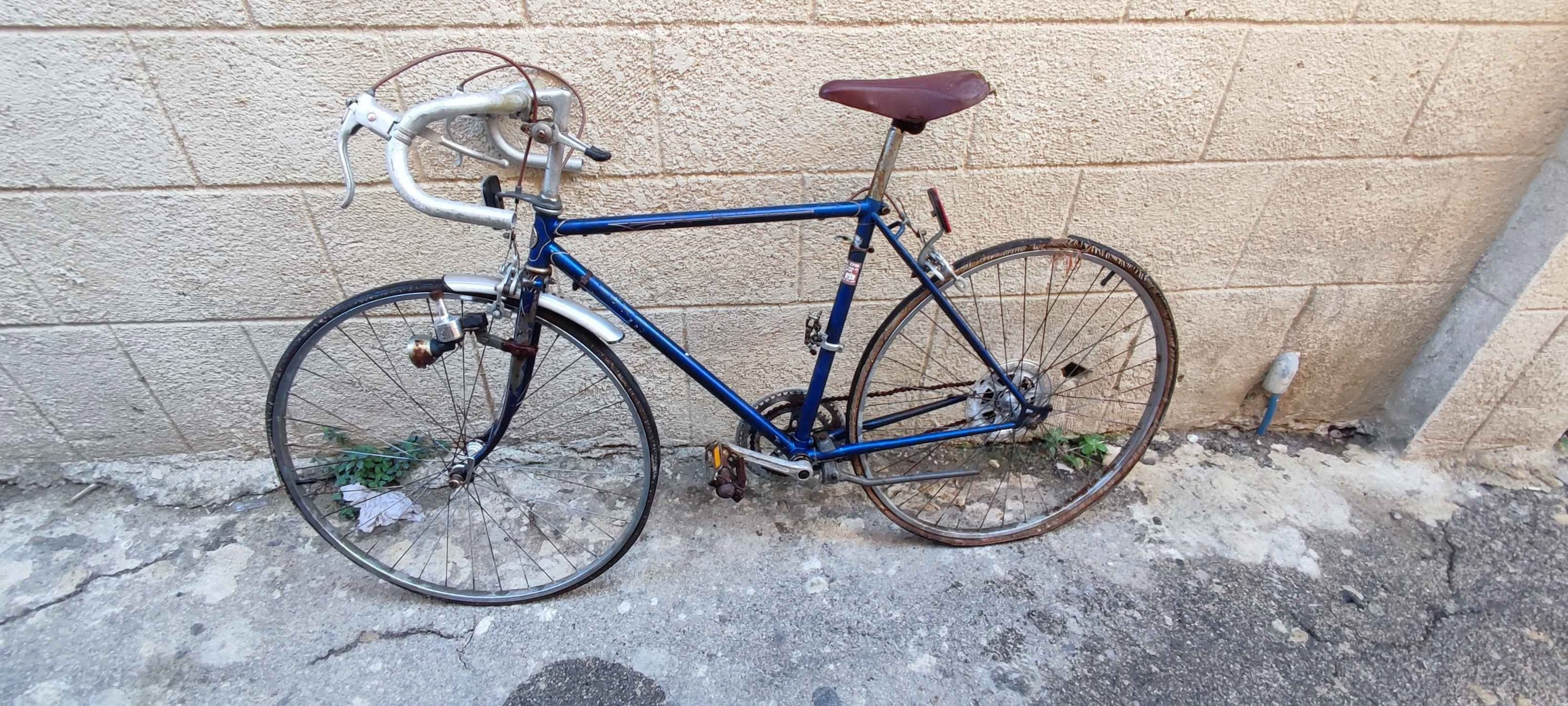 אופניים אספנות בני 57 שנים