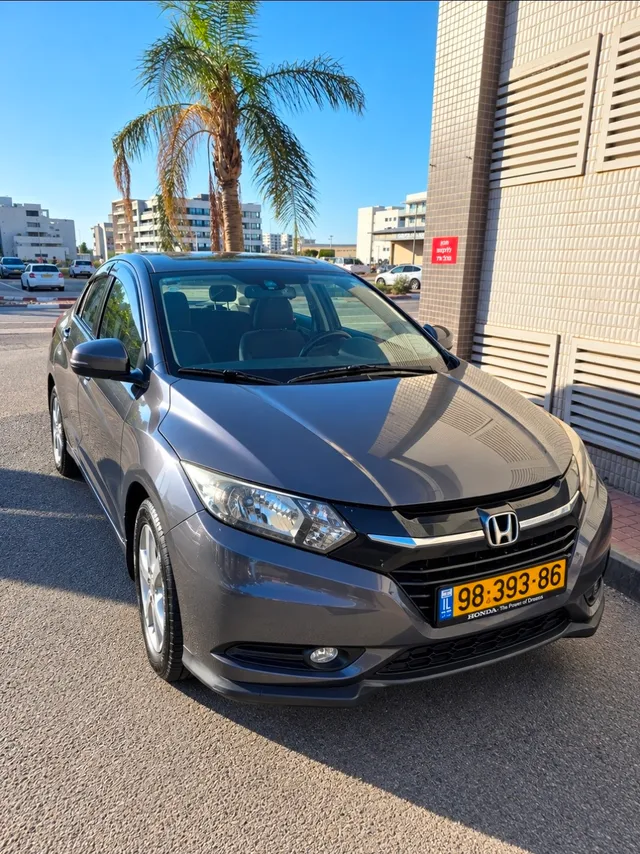הונדה FR-V 2017, תמונה 2