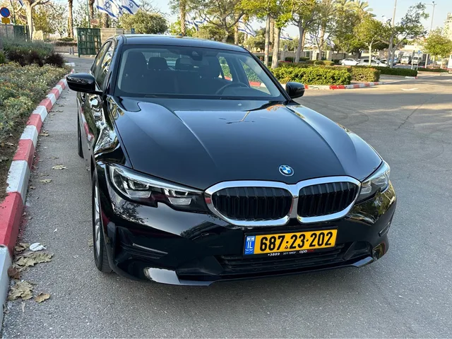 ב.מ.וו 330e 2022 2022
